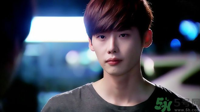 李鐘碩簽約YG是什么公司？韓國三大娛樂公司是那些？