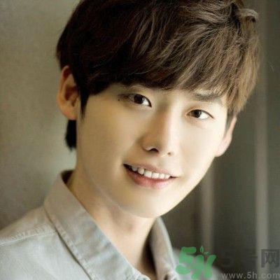 李鐘碩簽約YG是什么公司？韓國三大娛樂公司是那些？