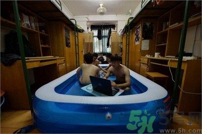 廣西學(xué)生把宿舍灌成泳池是哪個(gè)學(xué)校？廣西學(xué)生把宿舍灌成泳池怎么回事？