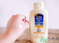 潤(rùn)膚露怎么用.png 潤(rùn)膚露怎么用.png