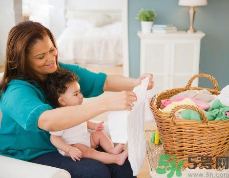 洗衣液在衣服上留下印子怎么辦? 洗衣液在衣服上留下印子怎么辦?