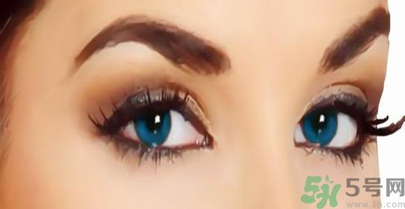 清涼油弄到眼睛里有什么危害？清涼油弄到眼睛里怎么辦？