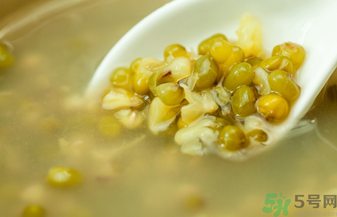 皮膚過敏能吃綠豆嗎？皮膚過敏能不能喝綠豆湯？