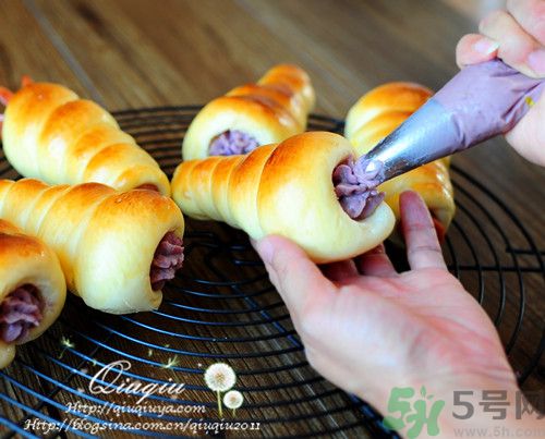 面包吃多了會上火嗎?面包吃多了好不好