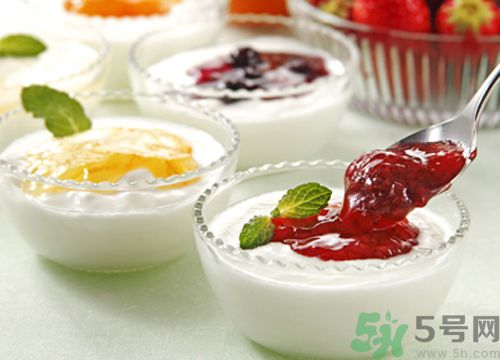 剛吃了消炎藥能喝酸奶嗎？剛吃了消炎藥喝酸奶會怎么樣？