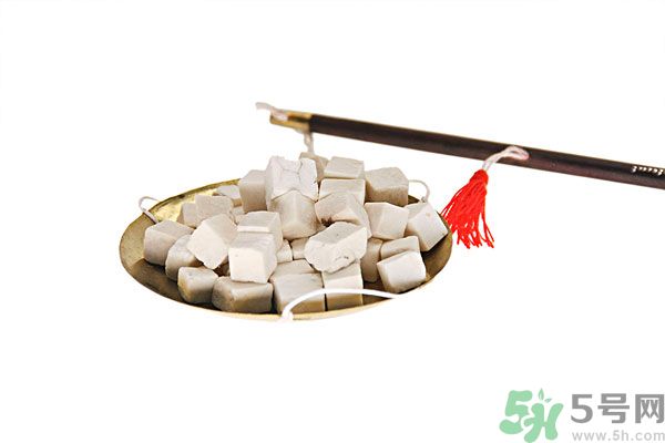 夏天吃茯苓好嗎？夏天吃茯苓有什么好處？