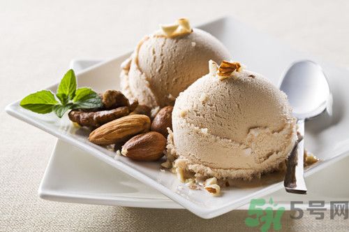 吃雪糕胃疼怎么辦?吃雪糕的壞處有哪些 吃雪糕胃疼怎么辦?吃雪糕的壞處有哪些