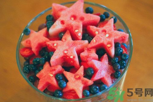 哺乳期能吃西瓜嗎？哺乳期能吃西瓜對(duì)寶寶有影響嗎？