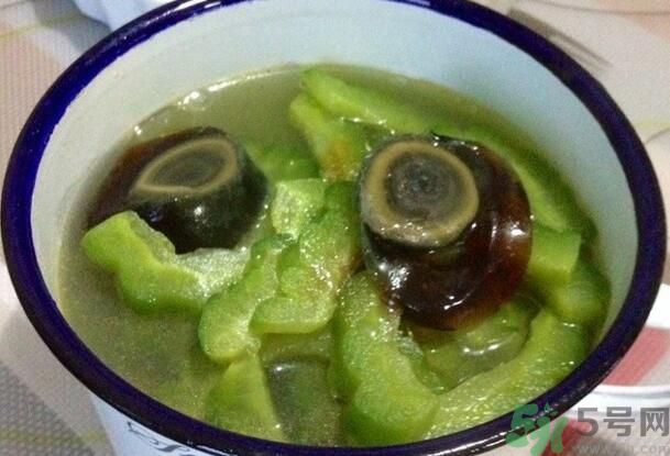 苦瓜和皮蛋一起吃能降火嗎？苦瓜能和皮蛋一起吃嗎？