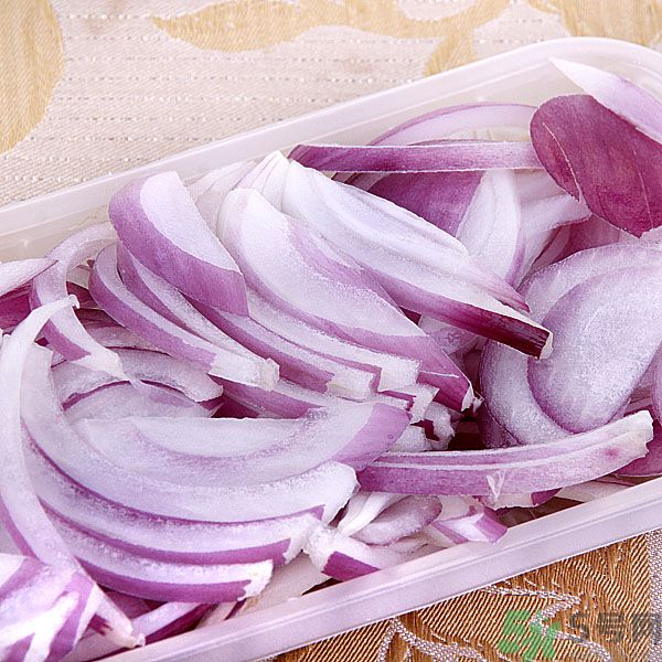 洋蔥發(fā)芽了還能吃嗎？洋蔥發(fā)芽了吃了會(huì)怎么樣？