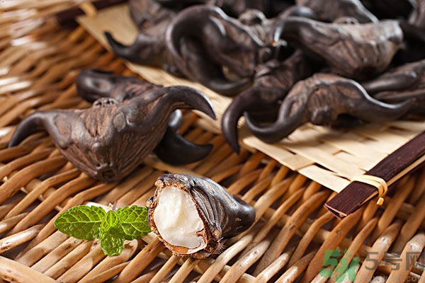 菱角是堿性的嗎？菱角是堿性的還是酸性的？