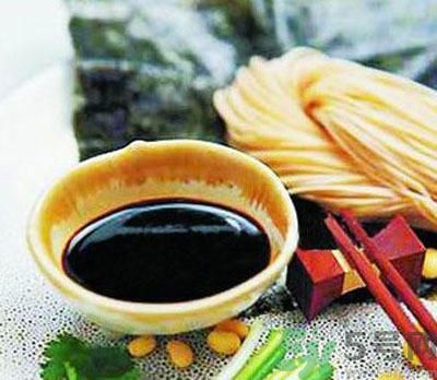 夏天醬油要不要放冰箱？醬油可不可以放冰箱？