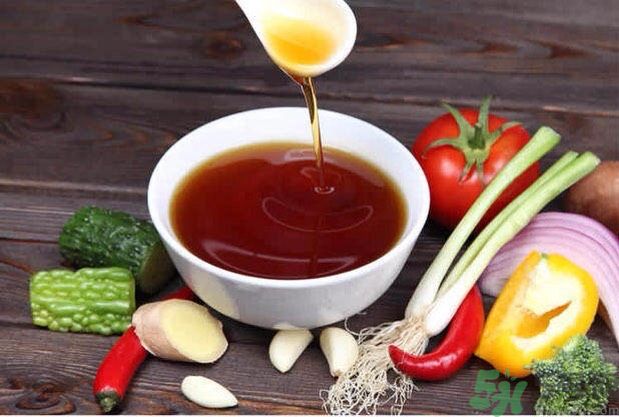 夏天小磨油要不要放冰箱？小磨油可不可以放冰箱？