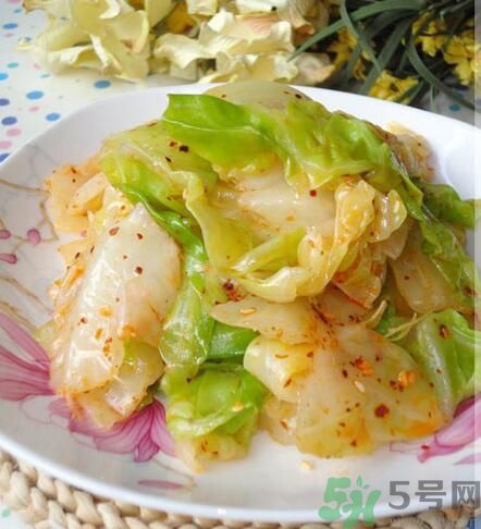 包菜可以生吃嗎？包菜可以涼拌嗎？