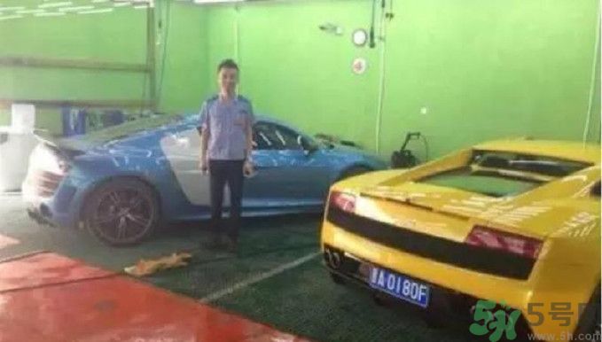 開(kāi)蘭博基尼上下班的人是誰(shuí)？開(kāi)蘭博基尼上下班開(kāi)的是哪輛公交車？