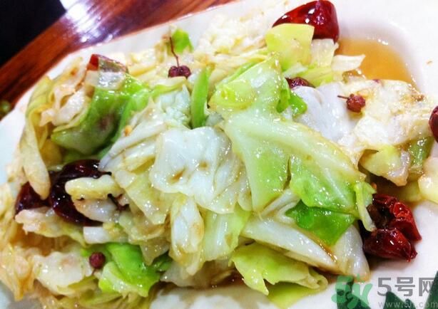 炒包菜可以用蘋果醋嗎？炒包菜用蘋果醋好嗎？