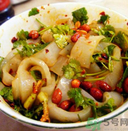 自己在家怎么做涼皮？家常涼皮怎么做？