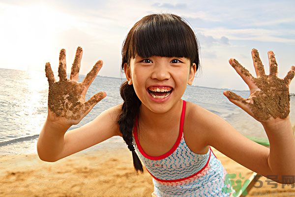 高三女生月經(jīng)不調(diào)是怎么回事？高三女生月經(jīng)不調(diào)怎么辦？