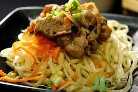 涼面是酸性還是堿性？涼面是堿性的嗎？