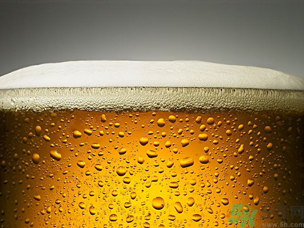 喝啤酒尿多是什么原因？喝啤酒尿多是不是腎不好？