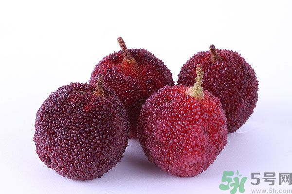 吃楊梅過(guò)敏怎么辦？楊梅過(guò)敏癥狀有哪些？