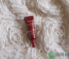 夢妝花顏凝時菁華眼霜好用嗎？夢妝花顏凝時菁華眼霜怎么樣？