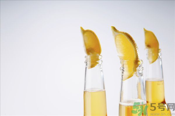 腎結(jié)石能喝冰啤酒嗎？腎結(jié)石喝啤酒好嗎？