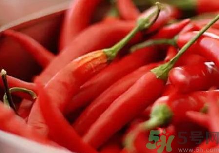 辣椒是熱性還是涼性?辣椒是涼性的么? 辣椒是熱性還是涼性?辣椒是涼性的么?