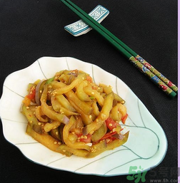 炒茄子發(fā)黑怎么辦？炒茄子怎么才能不發(fā)黑？