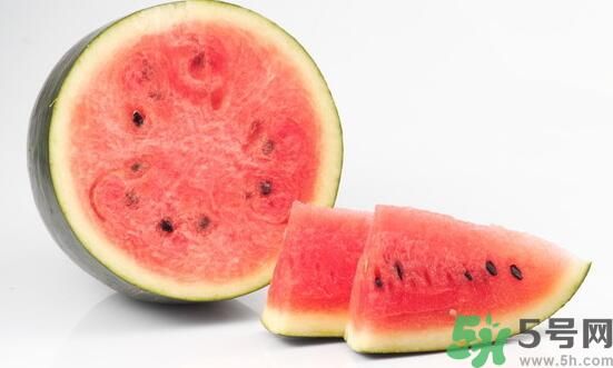 西瓜能和牛奶一起吃嗎？西瓜和牛奶一起吃好嗎？