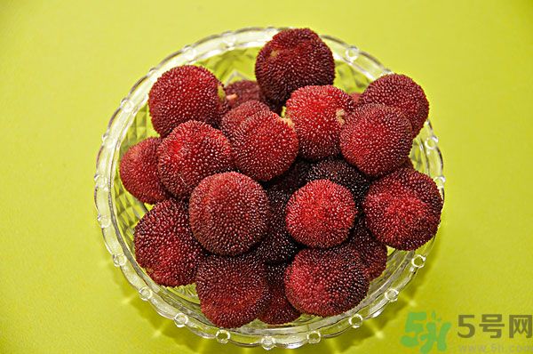 楊梅里面有小蟲怎么洗？楊梅里的蟲子怎么弄出來？