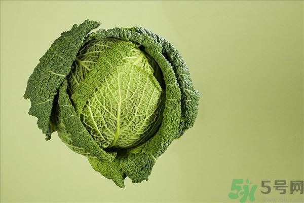 包菜外面爛了還能吃嗎？包菜里面有花可以吃嗎？