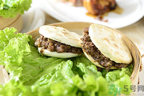 生菜在冰箱放久了能吃嗎？如何分辨生菜新不新鮮？