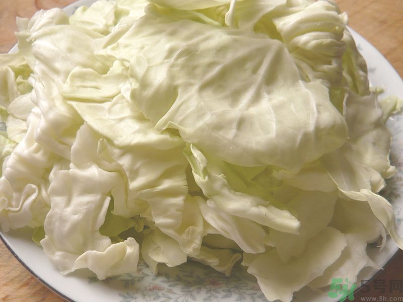 包菜榨汁要加水嗎？包菜汁怎么做？