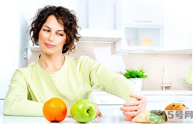 備孕期間女性能喝酒嗎？備孕的女性可以喝酒嗎？