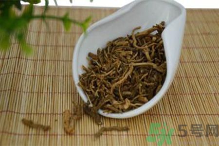 苦菜茶泡水為什么有鹽味？苦菜茶為什么是咸的？
