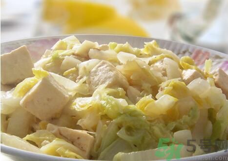 包菜可以和豆腐一起炒嗎？包菜能和豆腐一起吃嗎？