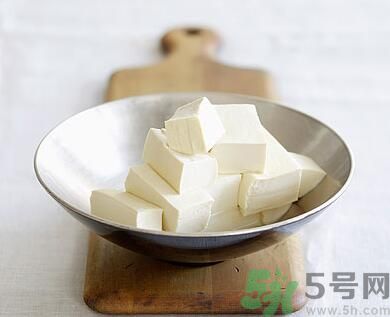 包菜可以和豆腐一起炒嗎？包菜能和豆腐一起吃嗎？