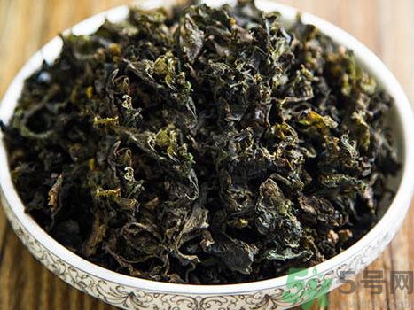 地皮菜可以和蘑菇一起吃嗎?地皮菜能和蘑菇同吃嗎? 地皮菜可以和蘑菇一起吃嗎?地皮菜能和蘑菇同吃嗎?