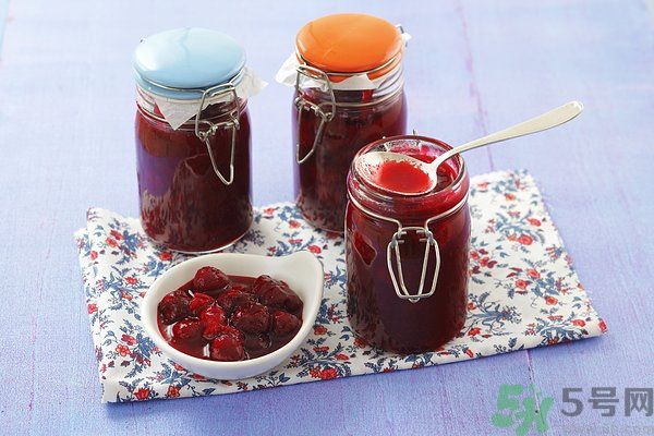 櫻桃核吞下去了怎么辦？不小心吃了櫻桃核怎么辦？