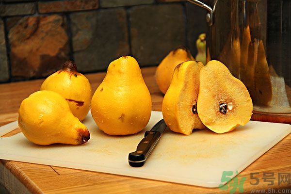 來月經(jīng)能吃木瓜嗎？來例假吃木瓜好嗎？