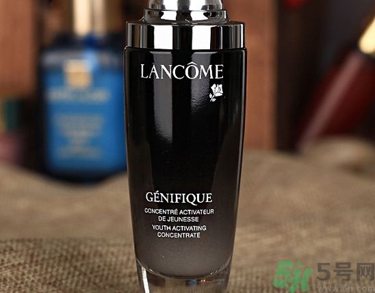 蘭蔻小黑瓶精華肌底液怎么用?蘭蔻小黑瓶精華肌底液使用方法 蘭蔻小黑瓶精華肌底液怎么用?蘭蔻小黑瓶精華肌底液使用方法