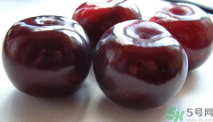 黑布林是李子嗎？黑布林的功效與作用