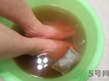 艾葉泡腳可以減肥嗎?艾葉泡腳能減肥嗎? 艾葉泡腳可以減肥嗎?艾葉泡腳能減肥嗎?