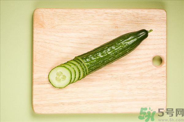 南瓜可以和黃瓜一起吃嗎？南瓜和黃瓜一起吃好嗎？