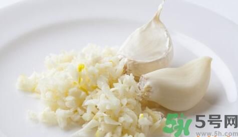 吃粽子時(shí)可以就大蒜嗎？粽子可以和大蒜一起吃嗎？