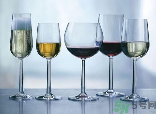 吃粽子可以喝酒嗎？吃粽子喝酒好嗎？