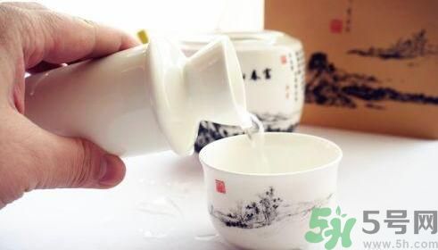 菖蒲酒怎么泡？怎樣自制菖蒲酒？