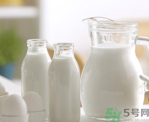 吃山楂可以喝牛奶嗎？山楂能和牛奶一起吃嗎？