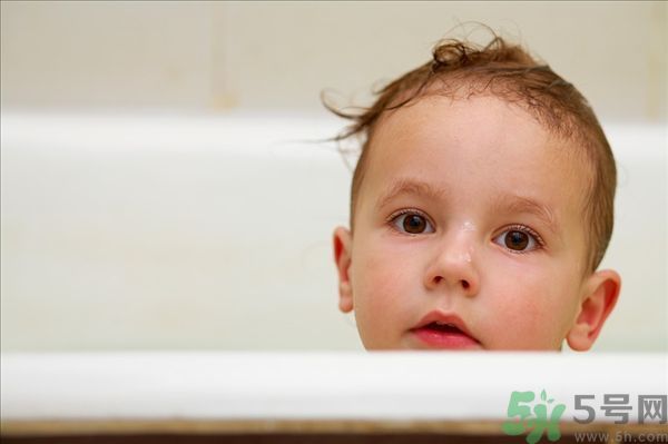 洗臉用什么醋最好？洗臉用白醋好還是米醋好？